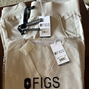 Figs NWT Bone Scrub Set. XS top & S bottoms